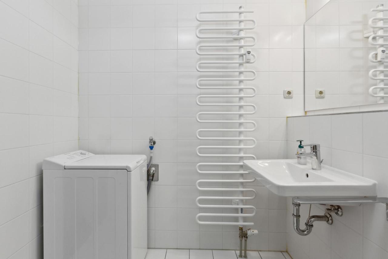 Eindrucksvolle Zwei-Zimmer-Wohnung Mit Balkon Und Grosser Kueche 라이프치히 외부 사진